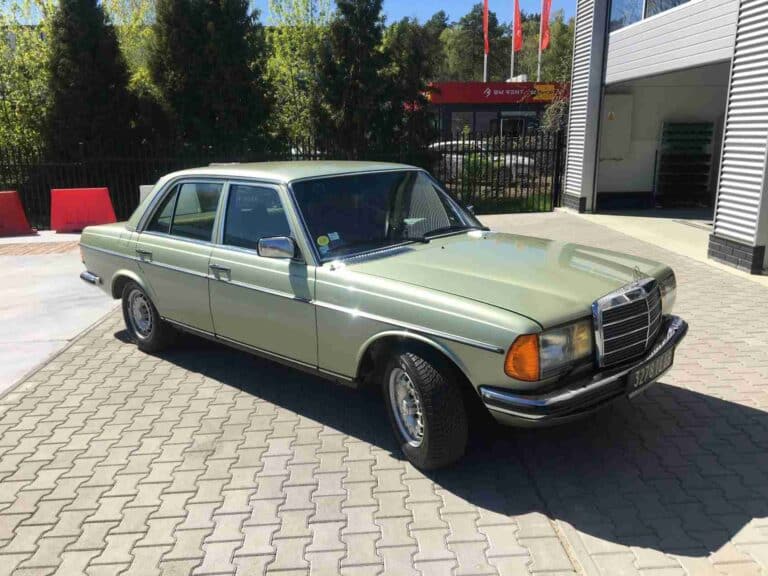 W123 E280E